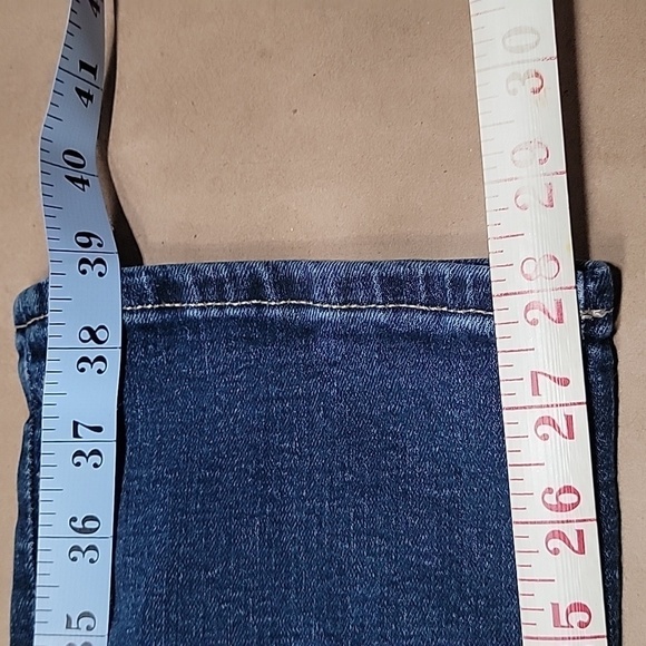 Gap, Size 6, Dark Wash Classic Straight Jeans, EUC - Picture 6 of 10